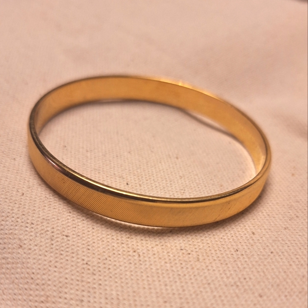 Monet Vintage 70s/80s gold-toned bracelet